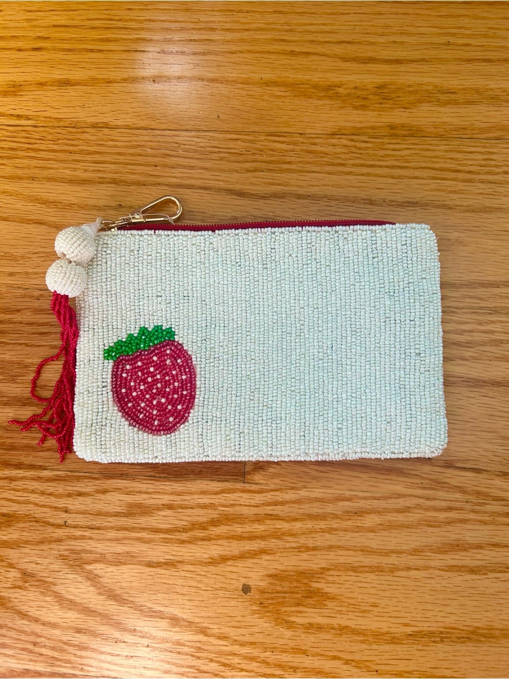 Sequin Beaded Bag Strawberry Wristlet Clutch Coin Pouch NWOT - Picture 2 of 3